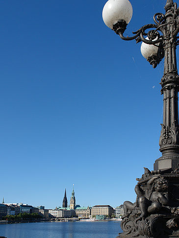 Laterne und Binnenalster - Hamburg (Hamburg)