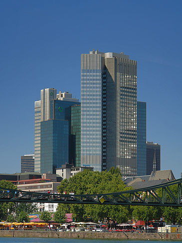 Eurotower und Dresdener Bank Fotos