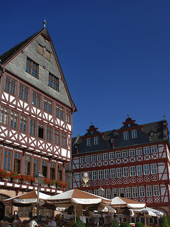 Haus Löwenstein neben großem Laubenberg Foto 