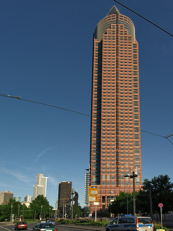 Blick auf Theodor-Heuss-Allee - Hessen (Frankfurt am Main)