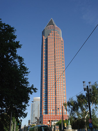 Messeturm vor Kastor - Hessen (Frankfurt am Main)