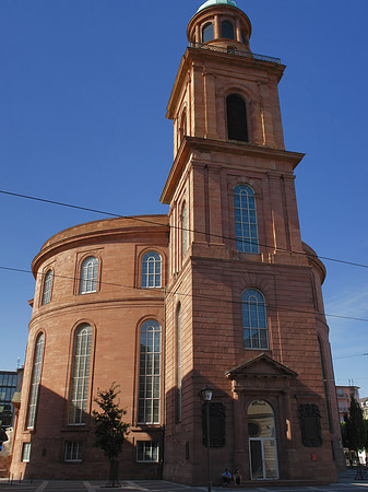 Foto Paulskirche mit Straße - Frankfurt am Main