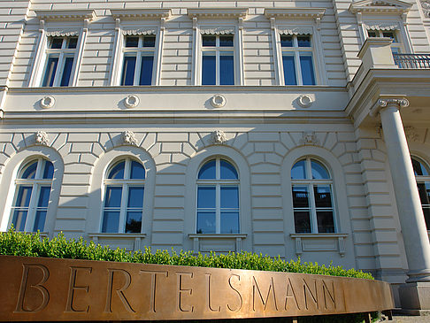 Bertelsmann - Unter den Linden - Berlin (Berlin)