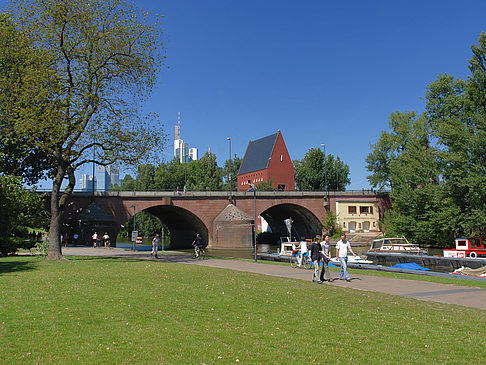 Foto Alte Brücke - Frankfurt am Main