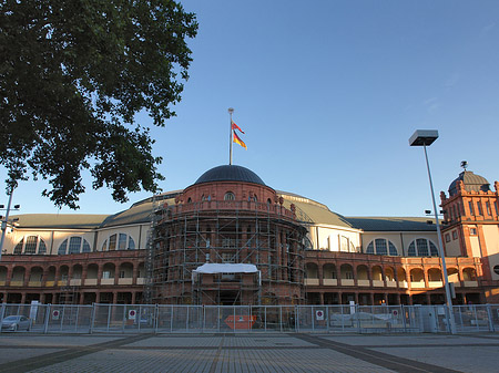 Festhalle auf Messeplatz