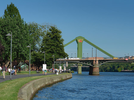 Ignatz-Bubis-Brücke