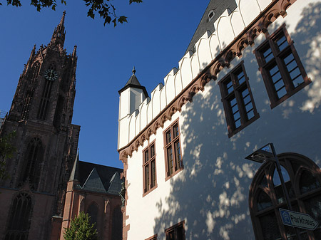 Leinwandhaus mit Kaiserdom