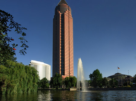 Fotos Messeturm mit Ludwig-Erhard-Anlage