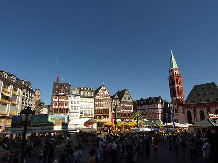 Römerberg mit Nikolaikirche - Hessen (Frankfurt am Main)