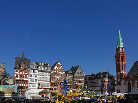 Römerberg mit Nikolaikirche - Hessen (Frankfurt am Main)