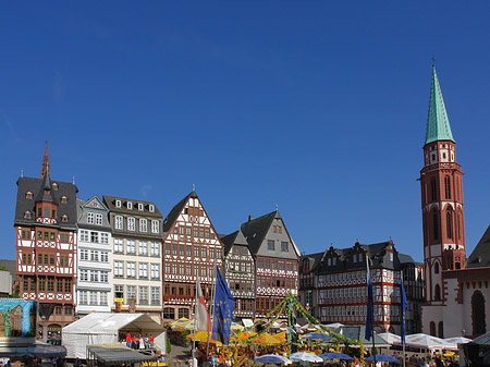 Römerberg mit Nikolaikirche - Hessen (Frankfurt am Main)