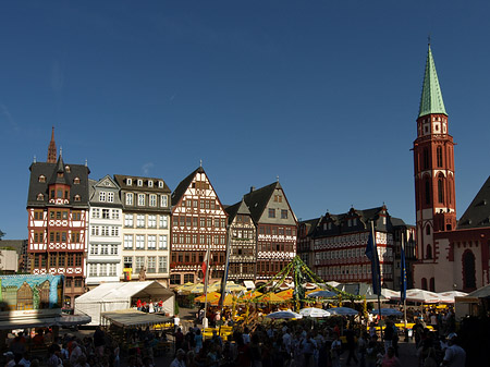 Römerberg mit Nikolaikirche - Hessen (Frankfurt am Main)