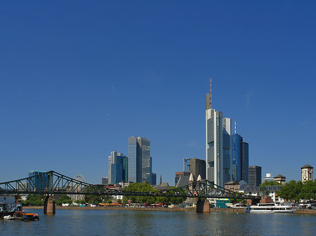 Fotos Skyline von Frankfurt mit eisernem Steg | Frankfurt am Main