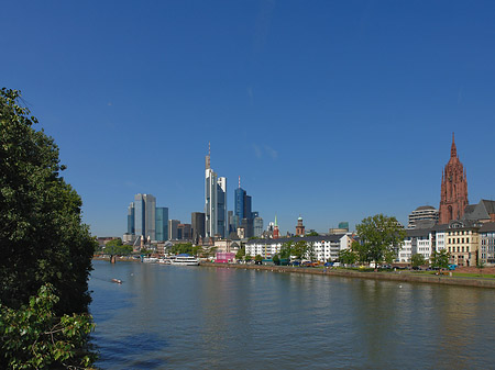 Fotos Skyline von Frankfurt mit Kaiserdom