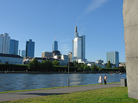 Skyline von Frankfurt mit Obelisk - Hessen (Frankfurt am Main)