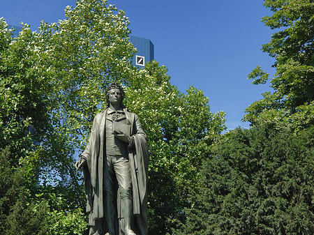 Foto Schiller und Deutsche Bank - Frankfurt am Main