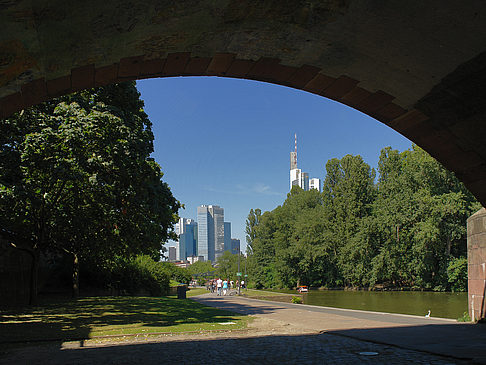 Blick auf Commerzbank Fotos