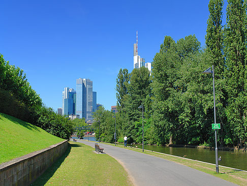 Fotos Commerzbank neben Eurotower | Frankfurt am Main